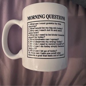 White ceramic coffee mug